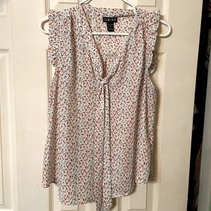 Sleeveless blouse